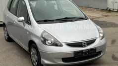 Silber Gebraucht 2006 Honda Jazz Cool Kleinwagen | 2.890 € (Fairer Preis)
