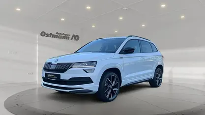 Weiß Gebraucht 2022 Skoda Karoq SportLine SUV | 30.480 € (Fairer Preis)