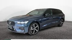 Blau Gebraucht 2024 Volvo V60 Plus Kombi | 42.890 € (Fairer Preis)