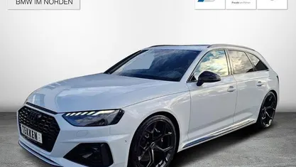 Grau Gebraucht 2023 Audi RS4 Competition Kombi | 74.890 € (Fairer Preis)
