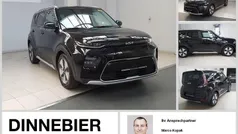 Schwarz (metallic) Gebraucht 2024 Kia Soul EV Inspiration SUV | 29.680 € (Guter Preis)