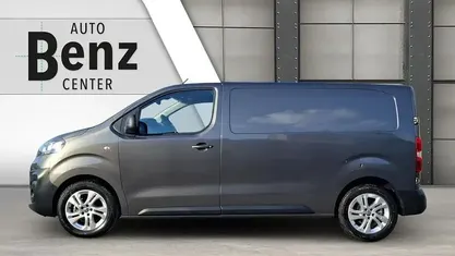 Gebraucht Opel Vivaro 177 PS (130 kW) 2024 Grau Van / Kleinbus
