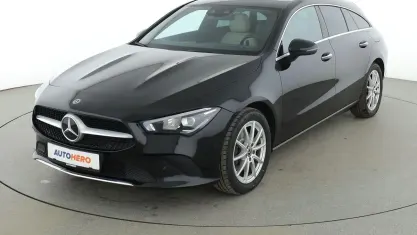 Gebraucht Mercedes CLA180 Shooting Brake Progressive 116 PS (85 kW) 2020 Schwarz Kombi