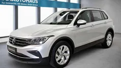Silber Gebraucht 2022 VW Tiguan Life SUV | 31.360 € (Superpreis)