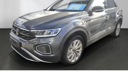 Gebraucht VW T-Roc Life 150 PS (110 kW) 2025 SUV