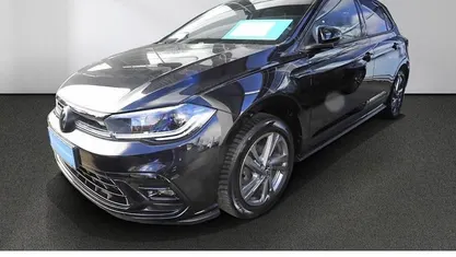 Gebraucht VW Polo R-line 95 PS (69 kW) 2023 Deep black perleffekt Kleinwagen