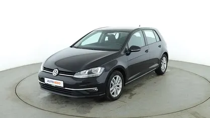 Gebraucht VW Golf VII Comfortline 2019 Schwarz Limousine