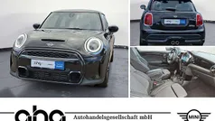 Schwarz Gebraucht 2021 Mini Cooper S Classic Kleinwagen | 26.430 € (Fairer Preis)