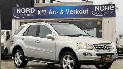 Używany Mercedes ML320 224 KM (164 kW) 2008 Srebrny SUV
