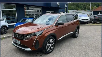 Gebraucht 2023 Peugeot 5008 Allure Van / Kleinbus | 23.290 € (Superpreis)