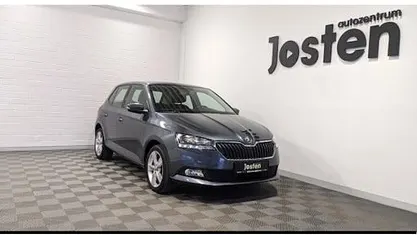 Gebraucht Skoda Fabia Cool Plus 60 PS (44 kW) 2020 Grau Limousine