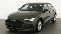 Distrikt grün metallic Neu 2025 Audi A3 Ambiente | 35.445 € (Fairer Preis)