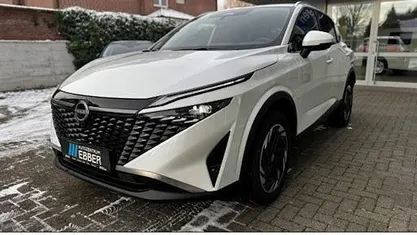 Weiß Gebraucht 2024 Nissan Qashqai N-Connecta SUV | 28.971 € (Fairer Preis)