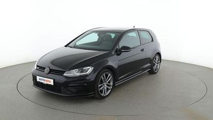Używany VW Golf VII Highline 150 KM (110 kW) 2018 Czarny Sedan/Limuzyna