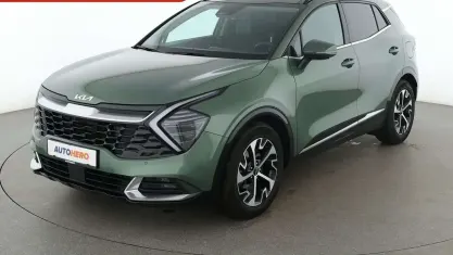 Gebraucht Kia Sportage Spirit 180 PS (132 kW) 2023 Grün SUV