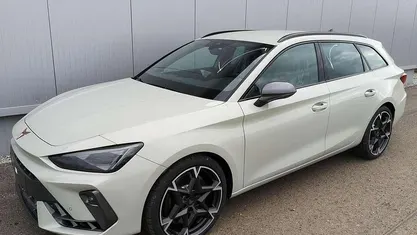 Gebraucht 2025 Cupra Leon VZ Kombi | 42.740 € (Fairer Preis)