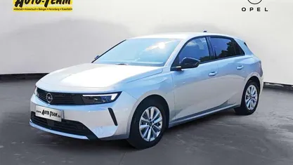 Silber Gebraucht 2025 Opel Astra Edition Limousine | 24.720 € (Guter Preis)