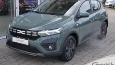 Grün Neu 2025 Dacia Sandero Expression Kleinwagen | 19.455 € (Fairer Preis)