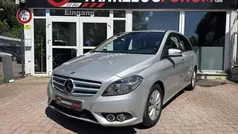 Silber Gebraucht 2014 Mercedes B180 Van / Kleinbus | 13.490 € (Guter Preis)