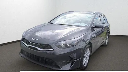 Neu Kia Ceed Sportswagon 140 PS (102 kW) 2025 Schwarz Kombi