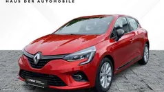 Dezirrot metallic (rot) Gebraucht 2020 Renault Clio V Intens Limousine | 16.486 € (Etwas zu teuer)