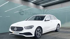Weiß Gebraucht 2023 Mercedes E220 Avantgarde Limousine | 44.940 € (Fairer Preis)