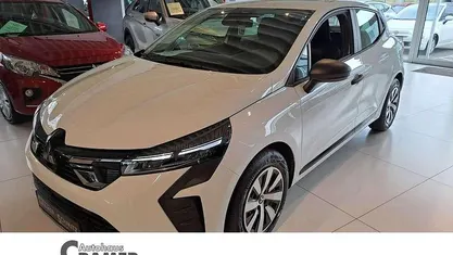 Weiß Gebraucht 2025 Mitsubishi Colt Basis Limousine | 16.490 € (Fairer Preis)