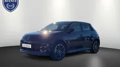 Blau (nachtblau + black pearlschwarz metallic) Gebraucht 2024 Renault R5 Iconic Kleinwagen | 33.480 €