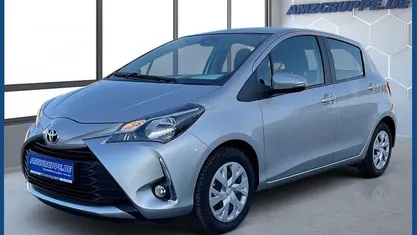 Platinsilber Gebraucht 2020 Toyota Yaris Comfort Kleinwagen | 14.390 € (Fairer Preis)