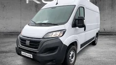Weiß Gebraucht 2023 Fiat Ducato Van | 32.990 € (Fairer Preis)