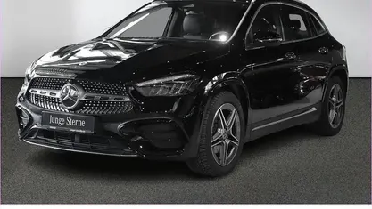Schwarz Gebraucht 2024 Mercedes GLA200 AMG SUV | 38.690 € (Fairer Preis)