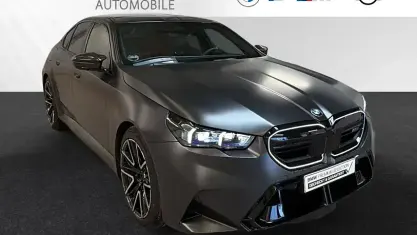 Gebraucht BMW M5 Performance 727 PS (534 kW) 2025 Frozen deep grey metallic Limousine