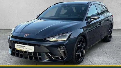 Grau Gebraucht 2025 Cupra Leon VZ Limousine | 36.990 € (Guter Preis)