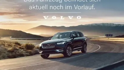 Gebraucht Volvo XC90 Ultimate 235 PS (172 kW) 2023 Grau SUV