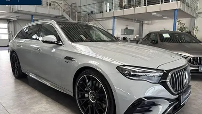 Gebraucht Mercedes E53 AMG Premium 449 PS (330 kW) 2025 Alpingrauunilack Kombi