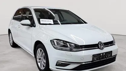 Gebraucht VW Golf VII Comfortline 150 PS (110 kW) 2020 Limousine