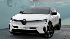 Weiß Gebraucht 2023 Renault Mégane Techno Limousine | 32.899 € (Fairer Preis)