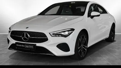 Gebraucht Mercedes CLA180 116 PS (85 kW) 2025 Unilack polarweiß Limousine