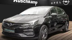 Schwarz Gebraucht 2020 Opel Astra Limousine | 13.880 € (Fairer Preis)