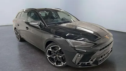 Gebraucht 2025 Cupra Leon VZ Kombi | 41.045 € (Guter Preis)