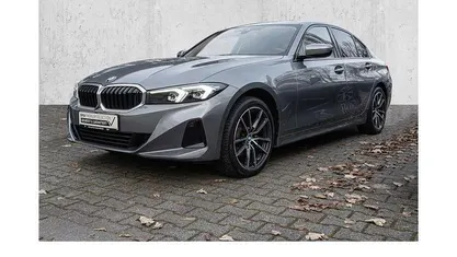 Gebraucht BMW 320 Sport Line 190 PS (139 kW) 2022 Grau Limousine