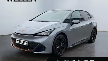 Grau Gebraucht 2023 Cupra Born Kleinwagen | 27.465 € (Fairer Preis)