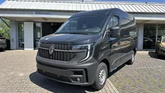 Schwarz Neu 2025 Renault Master Van | 39.000 € (Fairer Preis)