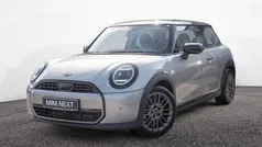 Silber Gebraucht 2024 Mini Cooper Classic Kleinwagen | 28.900 € (Fairer Preis)