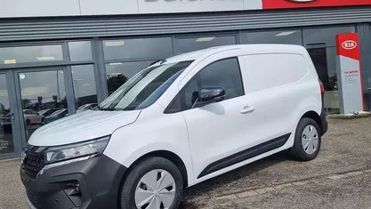 Mineral white (s) Gebraucht 2025 Nissan Townstar N-Connecta Van | 27.990 € (Fairer Preis)