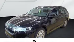 Schwarz Gebraucht 2024 Skoda Octavia Selection Kombi | 26.977 € (Fairer Preis)