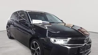 Gebraucht Opel Astra Business Elegance 131 PS (96 kW) 2023 Schwarz Kleinwagen