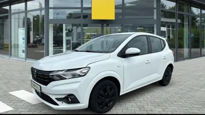 Gebraucht Dacia Sandero Comfort 91 PS (66 kW) 2021 Weiß Kleinwagen