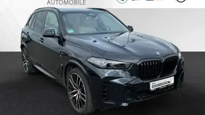 Gebraucht BMW X5 M Sport 489 PS (359 kW) 2025 Carbonschwarz metallic SUV