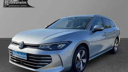 Gebraucht VW Passat Business 150 PS (110 kW) 2025 Silber Kombi